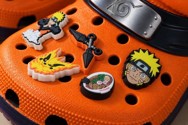 Macro view of the Naruto Clogs surface and print