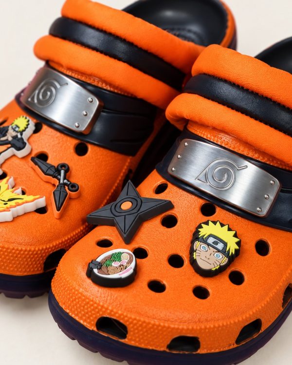 Naruto Clogs: detail close-up