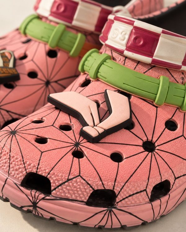 Nezuko Clogs: detail close-up